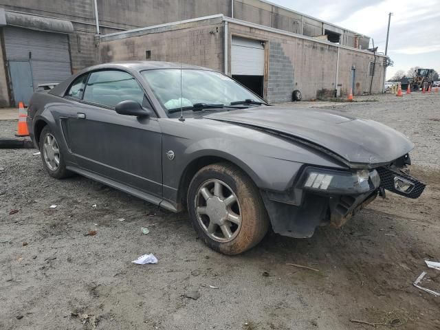 2004 Ford Mustang