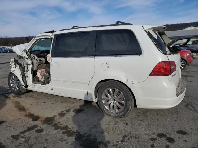 2014 Volkswagen Routan SE