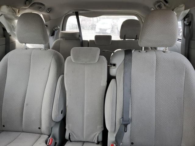 2012 Toyota Sienna LE