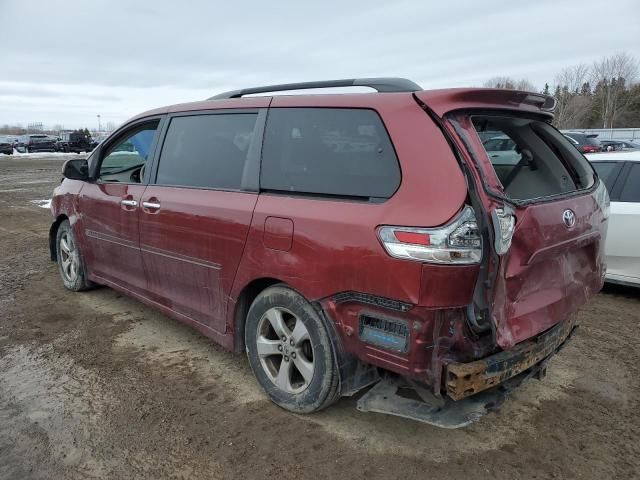 2013 Toyota Sienna Sport