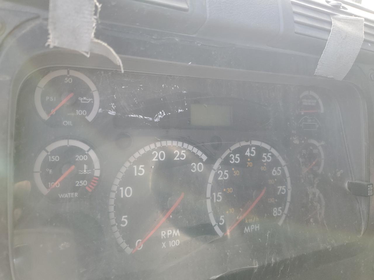 2015 Freightliner Cascadia 125 Semi Truck