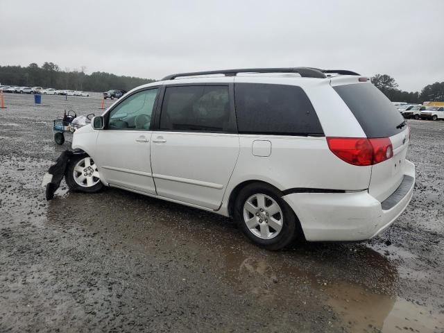 2008 Toyota Sienna XLE