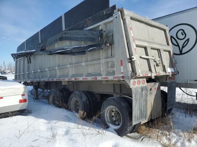 1999 Trail King Trailer