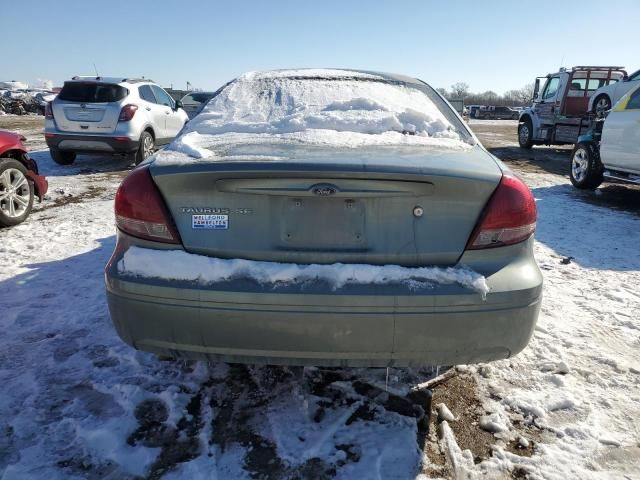 2005 Ford Taurus SE