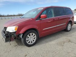 2014 Chrysler Town & Country Touring en venta en Fresno, CA