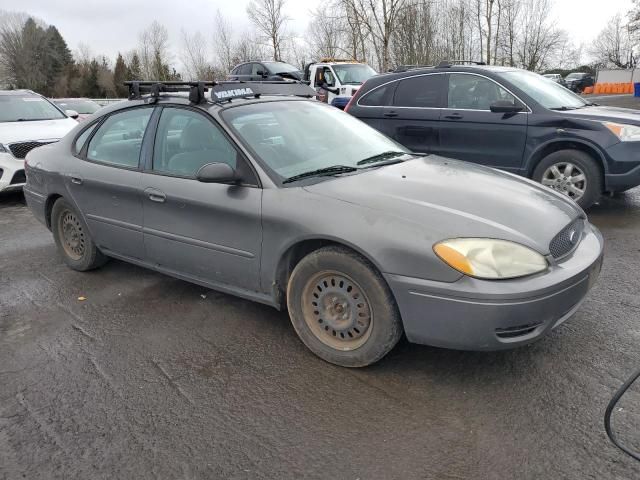 2004 Ford Taurus SE