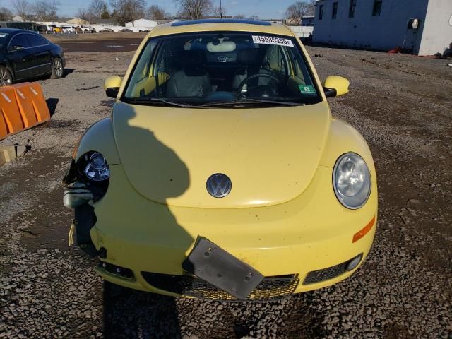 2006 Volkswagen New Beetle 2.5L Option Package 2