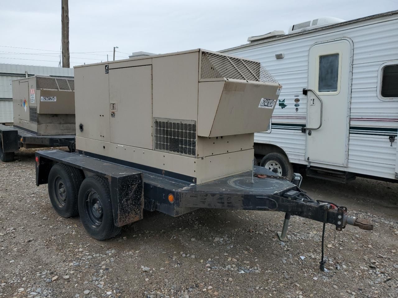 2000 Trailers Generator