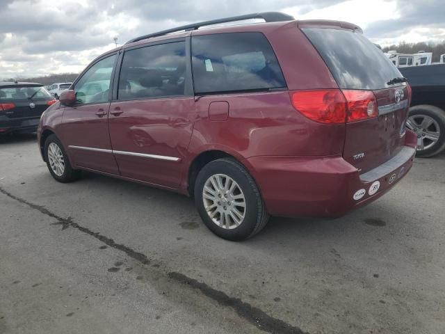 2008 Toyota Sienna XLE