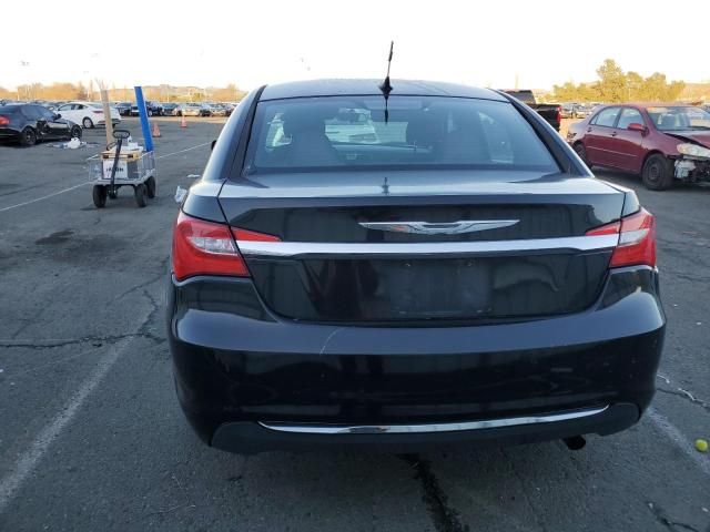 2013 Chrysler 200 Touring