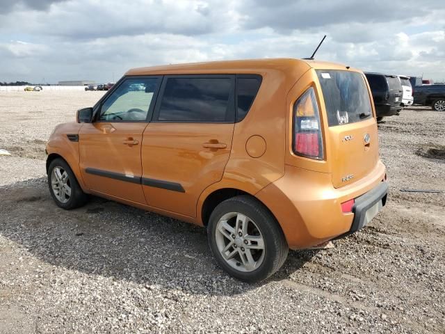 2011 KIA Soul +