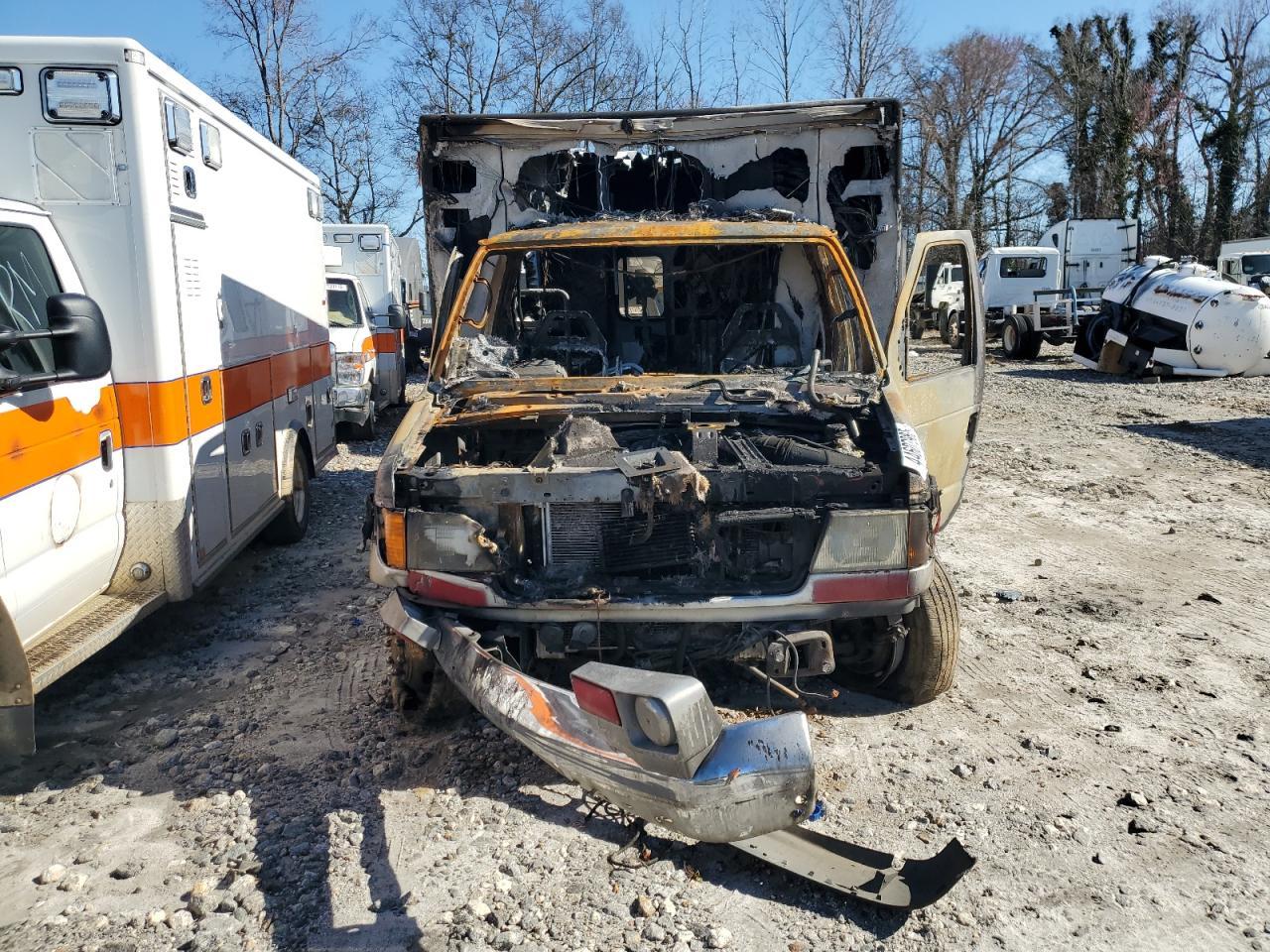 2007 Ford Econoline E450 Super Duty Cutaway Van