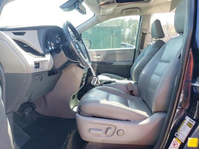 2018 Toyota Sienna XLE