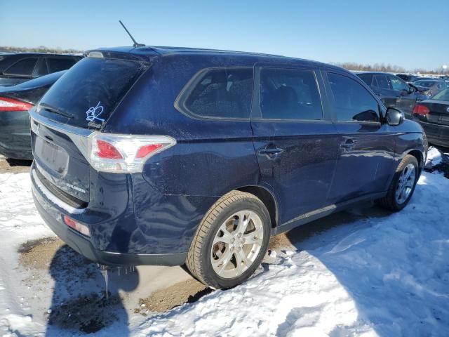 2014 Mitsubishi Outlander SE