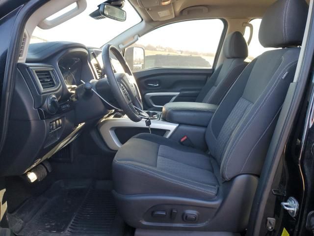 2022 Nissan Titan SV