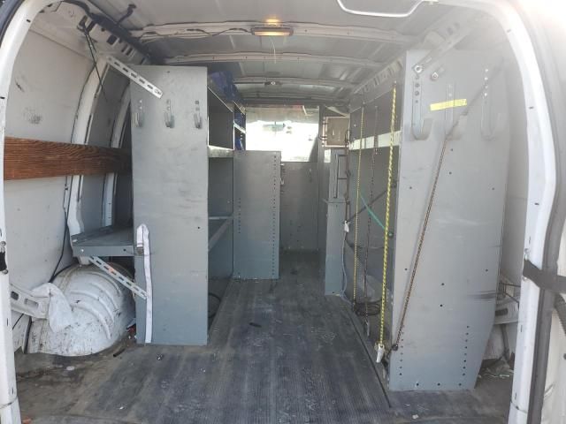 2013 Chevrolet Express G2500