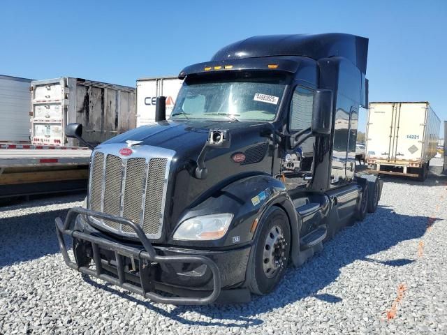 2018 Peterbilt 579