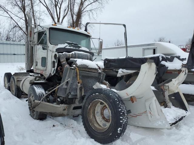 2003 Kenworth Construction T800