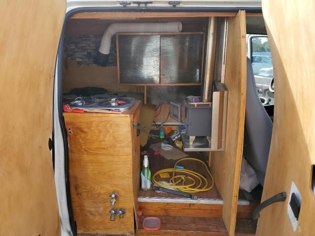 2002 Ford Econoline E150 Van