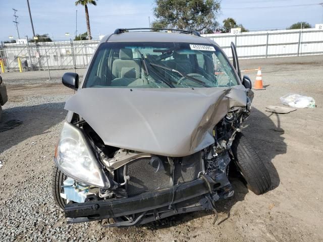 2007 Toyota Sienna CE