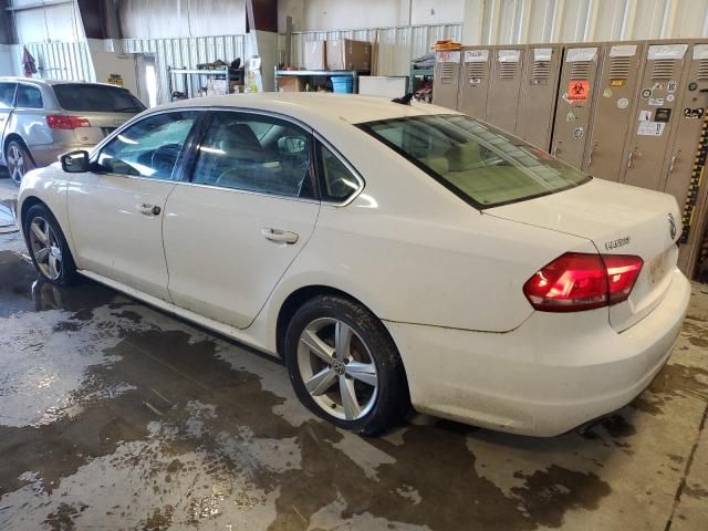 2012 Volkswagen Passat SE