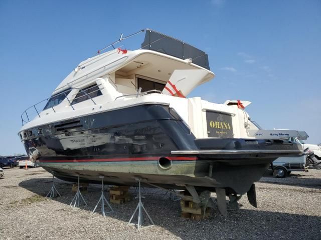 1998 Yach Boat