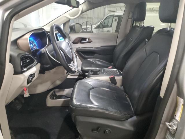 2017 Chrysler Pacifica Touring L Plus