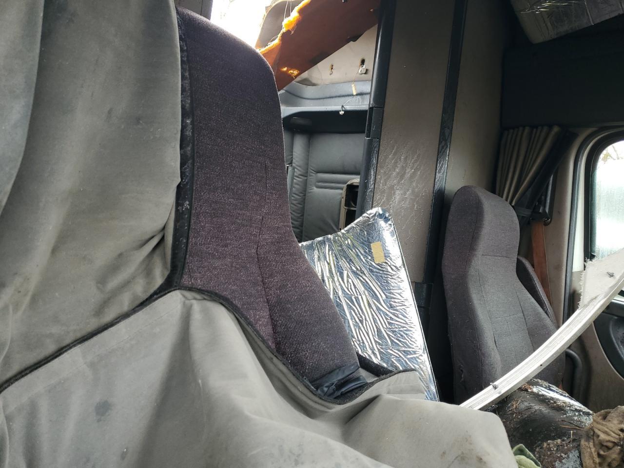 2014 Freightliner Cascadia 125