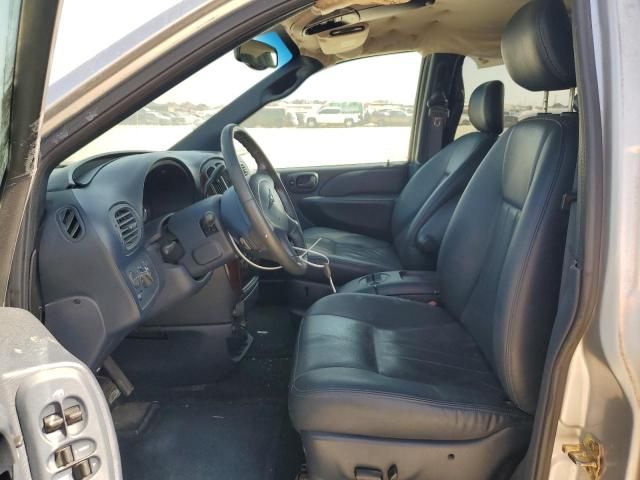 2003 Chrysler Town & Country LXI