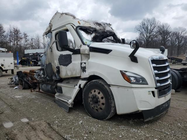 2022 Freightliner Cascadia Semi Truck