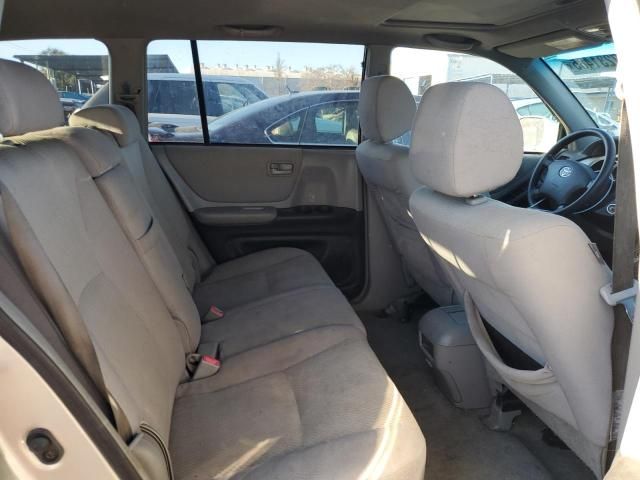 2004 Toyota Highlander Base