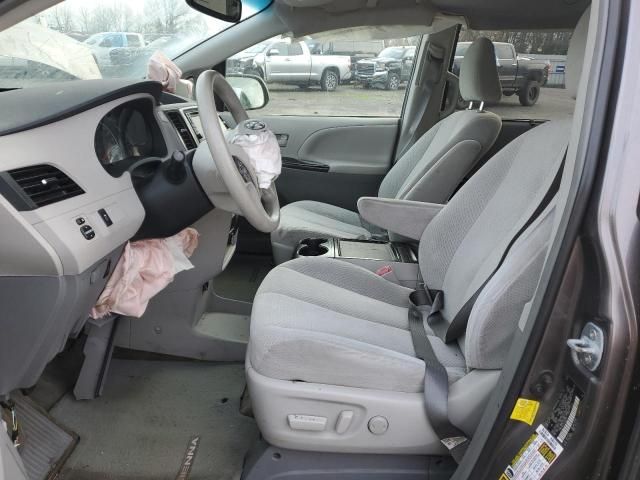 2012 Toyota Sienna LE