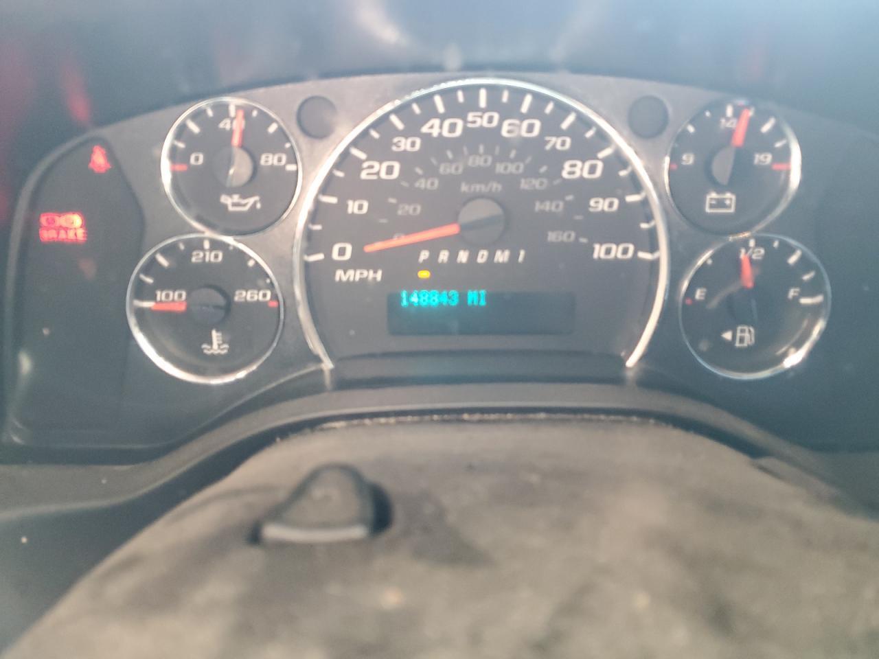 2013 Chev Express G2500