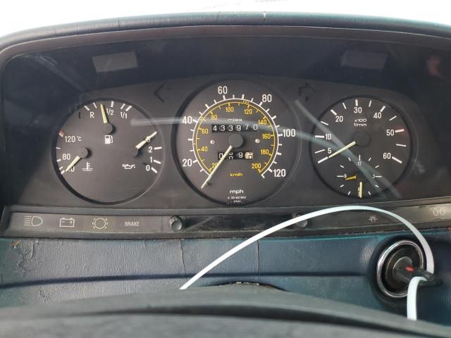 1984 Mercedes-Benz 300 DT