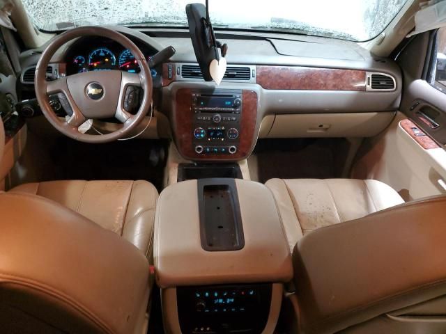 2011 Chevrolet Suburban K1500 LT