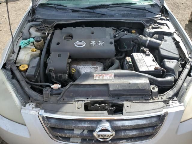 2002 Nissan Altima Base