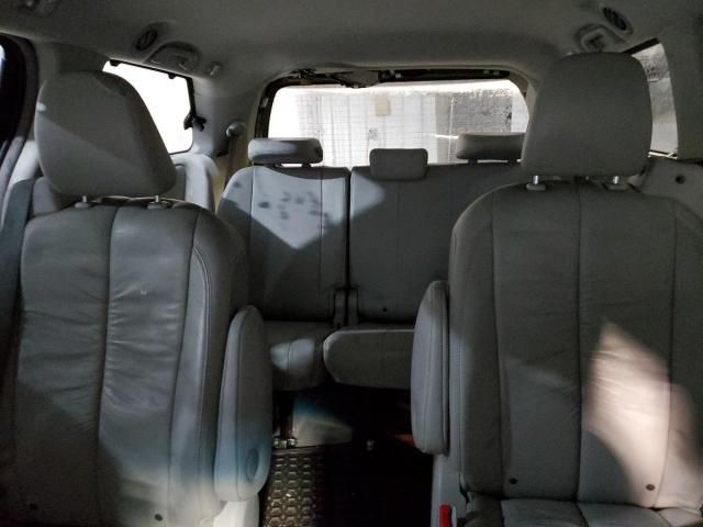 2012 Toyota Sienna XLE