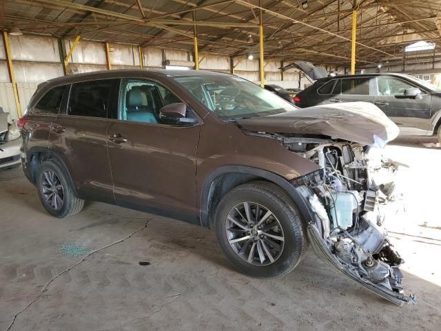 2019 Toyota Highlander SE