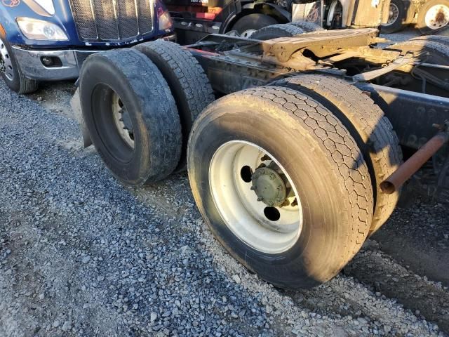 2020 Kenworth Construct
