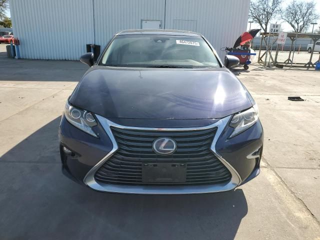 2016 Lexus ES 300H