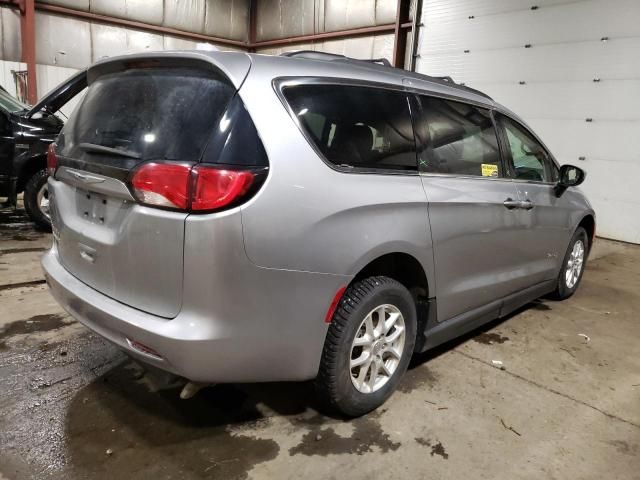 2020 Chrysler Voyager LXI