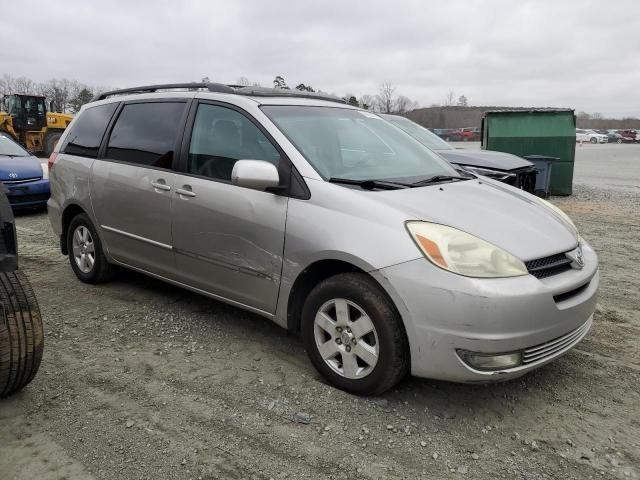 2004 Toyota Sienna XLE