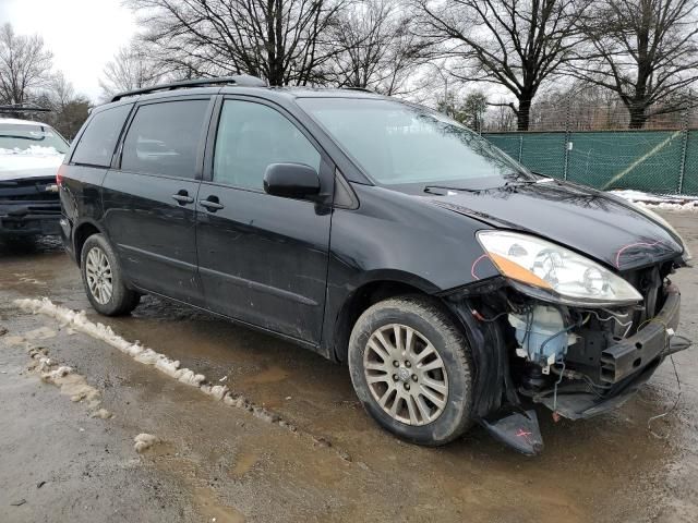 2008 Toyota Sienna XLE