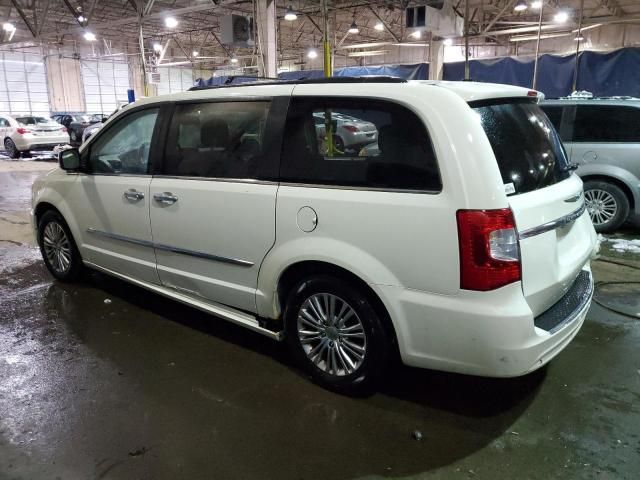 2013 Chrysler Town & Country Touring L