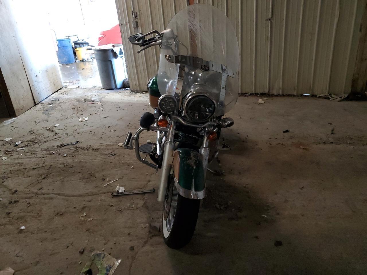 2004 Victory Touring