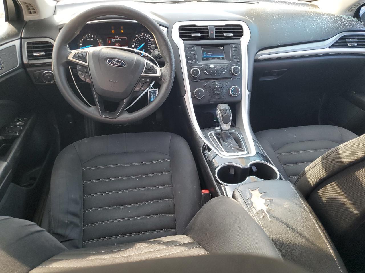 2015 Ford Fusion se
