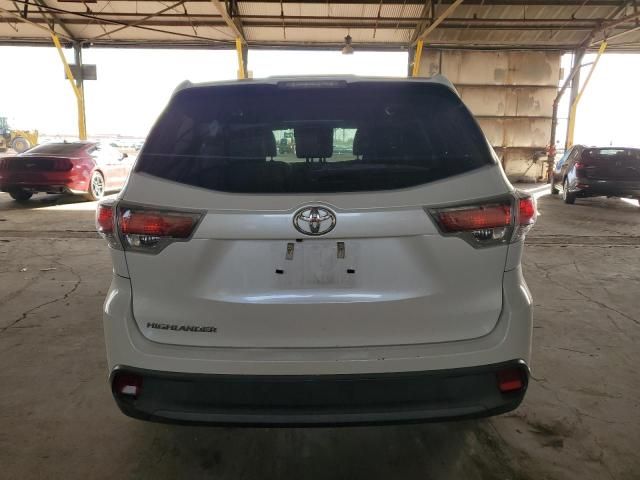 2016 Toyota Highlander LE