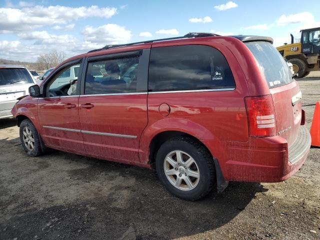 2010 Chrysler Town & Country Touring