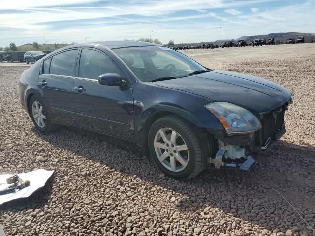 2005 Nissan Maxima SE