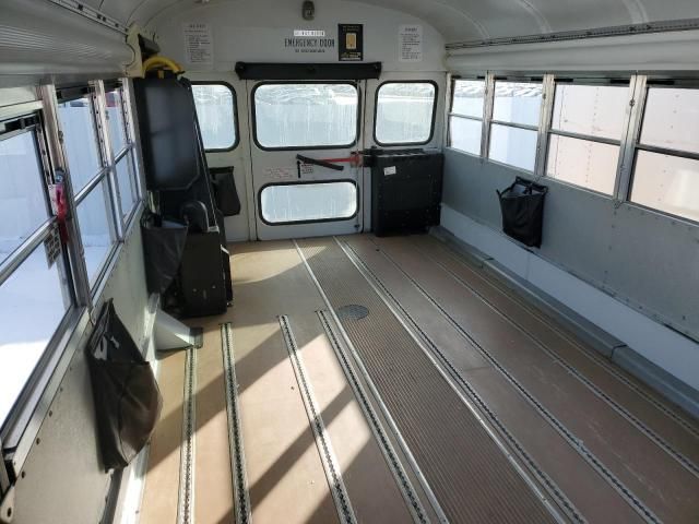 2009 Blue Bird School Bus / Transit Bus